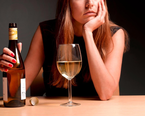 Анонимное лечение женского алкоголизма в Верхней Туре